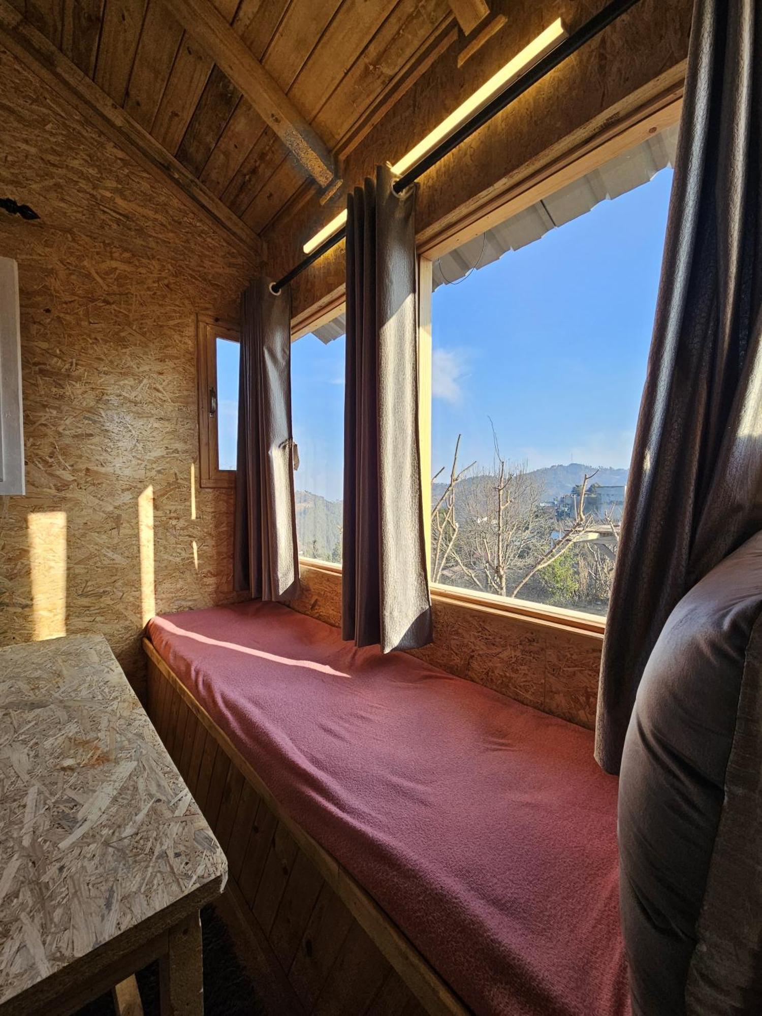 Lushtree Backpackers - Hostel & Cafe Mukteshwar Exterior photo